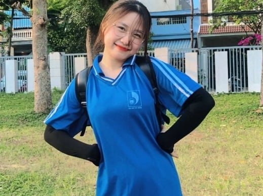 Minh Dương có mông khủng thật dâm